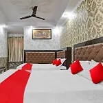 Hotel O 80919 Hotel Vinayaka Inn Near Gurudwara Shri Bangla Sahib